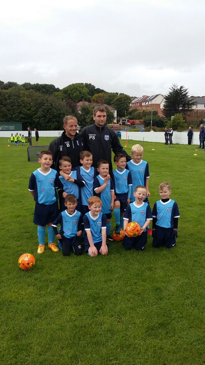 GFC_Youth17's tweet photo. Our boys enjoying football with new kits and equipment courtesy of #bagsofhelpfunding @Tesco_Wales @groundworkuk https://t.co/fxuIDNGH57 https://t.co/RpgNmiYv1K