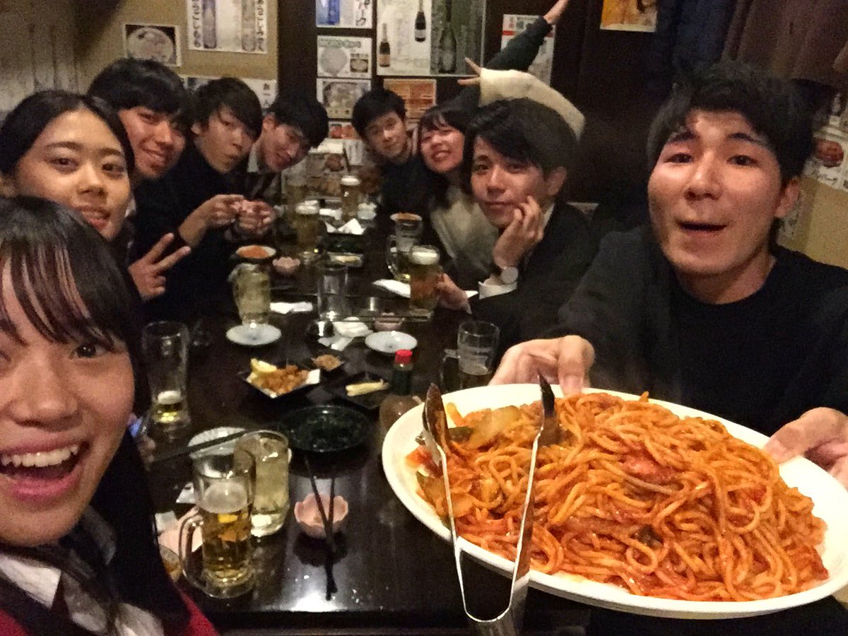 interkeiba's tweet photo. ナポリタン横綱盛り2kg越え・たんと・ビール100円

ビール100円・たんと https://t.co/xIdePEDxoM