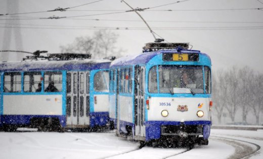 <a href="/RigasSatiksme/">Satiksme</a> informē, ka kontakttīklu apsarmojuma dēļ piektdienas rītā Rīgā kavējas tramvaju un trolejbusu kustība.
#RīgasSatiksme #satiksme #autobuss #trolejbuss #tramvajs

📷 LETA