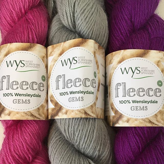 islap1k1's tweet photo. It’s FRIDAY!!!!!!!! Have a super weekend everyone
#brityarn #westyorkshirespinners #britishwool #knitbritish #crochetbritish #knittersofinstagram #crochetersofinstagram https://t.co/iRjZbC3F5K https://t.co/oCuQaTzxDc