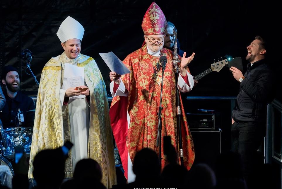 ArchdeaconLuke's tweet photo. A year ago: #BishopsFarewell #Candlemas @dioceseoflondon #Bf2L #PopUpCathedral https://t.co/8agZr8XdBP