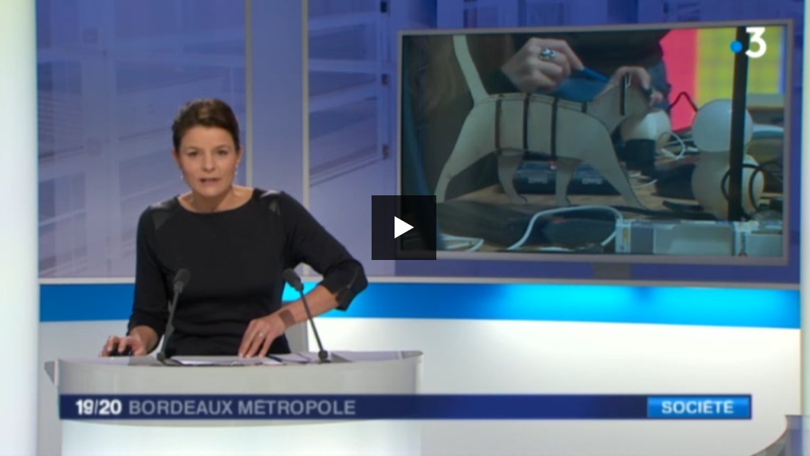 Sujet <a href="/F3Aquitaine/">France 3 Aquitaine</a> sur résidence #UPUPUP de 3 semaines au  #fablabsolidaire @127degres de <a href="/capsciences/">Cap Sciences</a> avec soutien de FondationOrange [début à 19’40’’]. 5 jeunes des #missionslocales de l'agglomération #Bordeaux et @e2cBMA france3-regions.francetvinfo.fr/nouvelle-aquit…. Insertion pro via numérique.