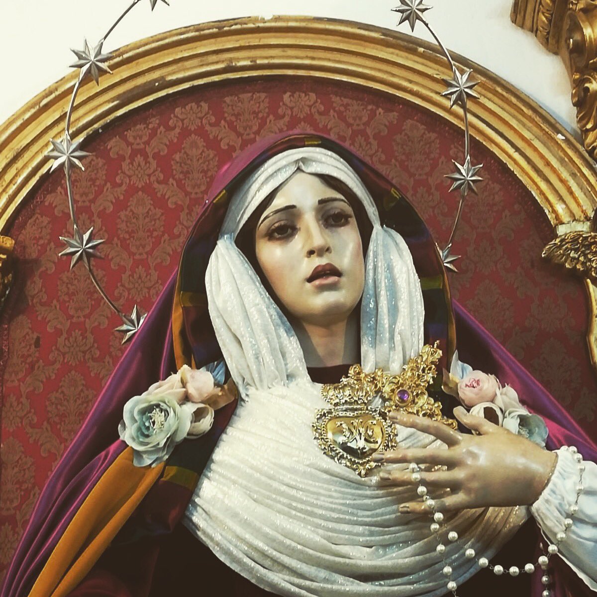 Ya anuncia Nuestra Madre que llega la Cuaresma, ya anuncia que llega una nueva primavera. Lo mismo que comenzarán a nacer las flores, nuestras almas volverán a nacer abiertas a Jesús y a la historia de amor más hermosa jamás contada. #salud #hebrea #cuaresma #eccehomo #barbate