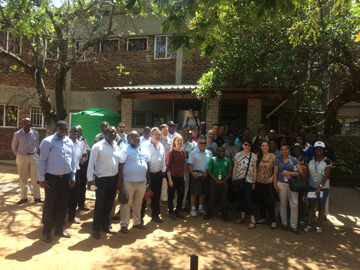 crses_us's tweet photo. SOLTRAIN study visit to solar thermal installation at Maru-a-Pula International School Gaberone. #SOLTRAIN #SoSolar #solarthermal #swh @AEE_INTEC https://t.co/Q17kL13BCw