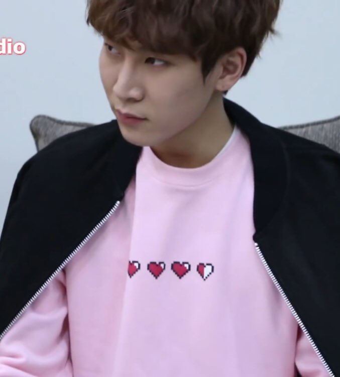 btob_Fit's tweet photo. 160405 슈키라 BTOB
네버에버 / PIXEL HEARTS MTM(Pink)
52,000원
https://t.co/fPymkCd0zZ
#BTOB #비투비 #서은광 #슈키라 #분홍 #맨투맨 #옷 https://t.co/UwZpxr9ErN