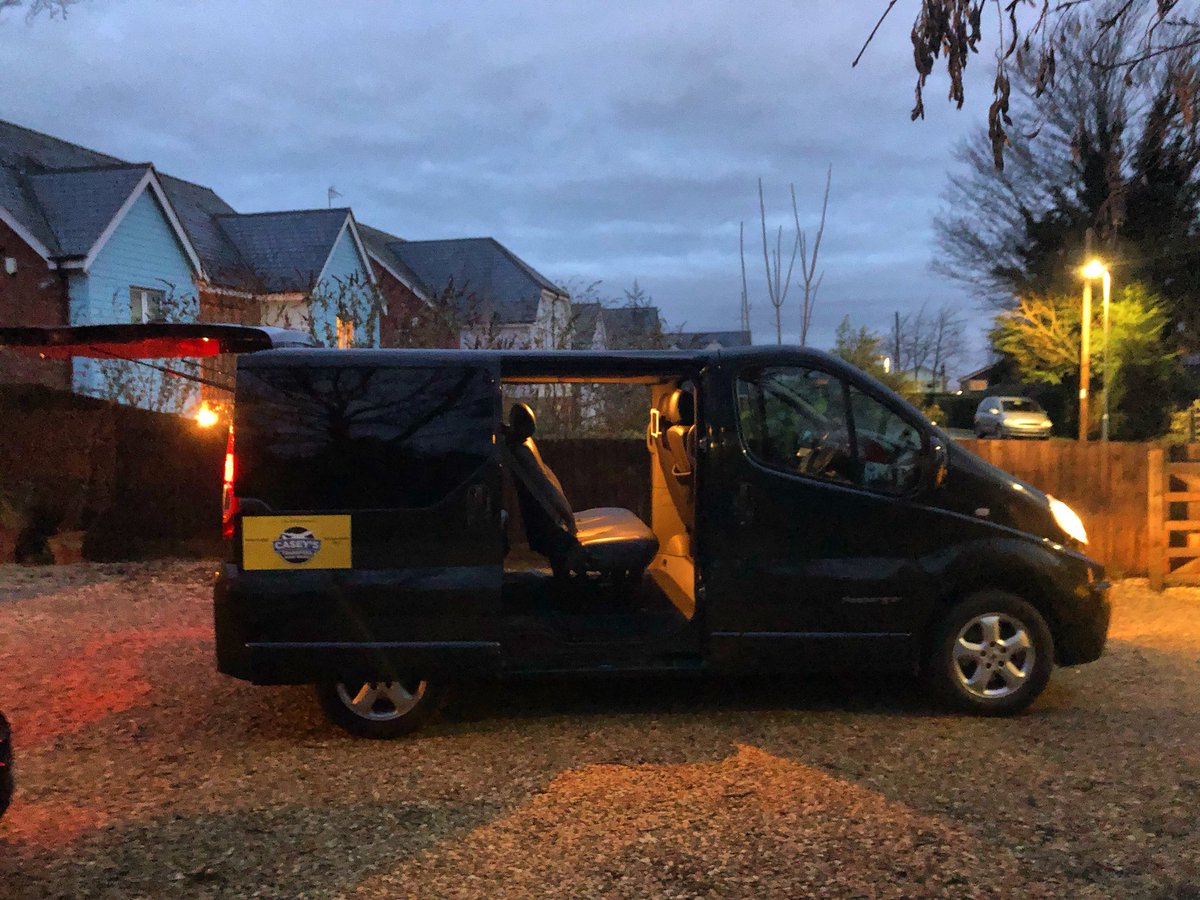 caseystransfers's tweet photo. Out nice and early this morning in our standard 8 seater, taking customers down to #bristolairport #caseystransfers #airporttransfer #seaporttransfer #airporttransfersgloucester #airporttransferscheltenham
#airporttransfersstroud
#gloucester #cheltenham #stroud #minibus https://t.co/VCKuKgCNhg