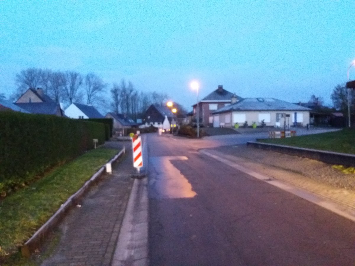 Vanaf maandag starten de rioleringswerken in de Dwarsstraat. Er gaat geen doorgaand verkeer mogelijk zijn, dus check de website of facebookpagina van Gemeente Haaltert voor meer info.