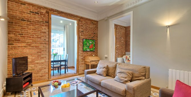 FusterApartment's tweet photo. ✈️💼Do you planning a Trip to #Barcelona? Stay in our stylish #Apartments in city centre. #accommodation #travel #hotels 
🧐👍BOOK NOW AT THE BEST PRICE >> https://t.co/c8KrmoQj1n https://t.co/J45AhOFRd0