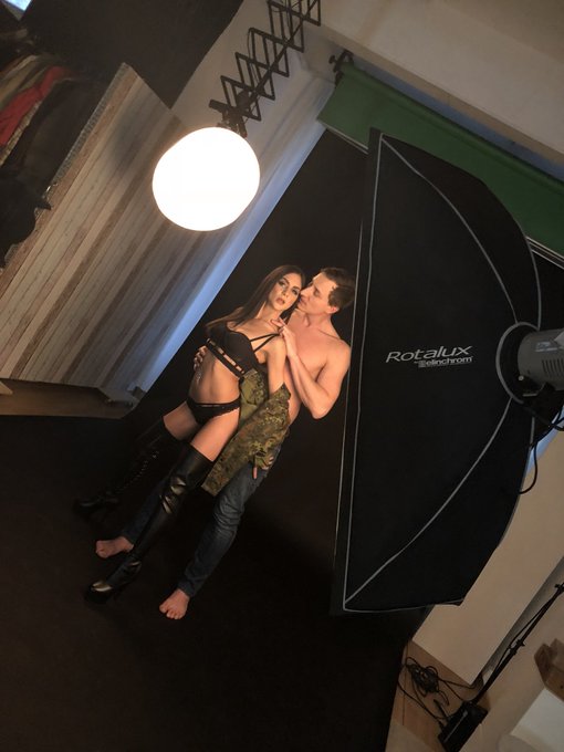 We are ready for shooting💪 #anal #pussy #ceampie  &hearts;️&hearts;️&hearts;️&hearts;️ @DDFNetwork @perfectgonzo @ReaLltyKings @brillbabesxxx<a href="/tag/anal"class="tags">#anal</a><a href="/tag/pussy"class="tags">#pussy</a><a href="/tag/ceampie"class="tags">#ceampie</a>
