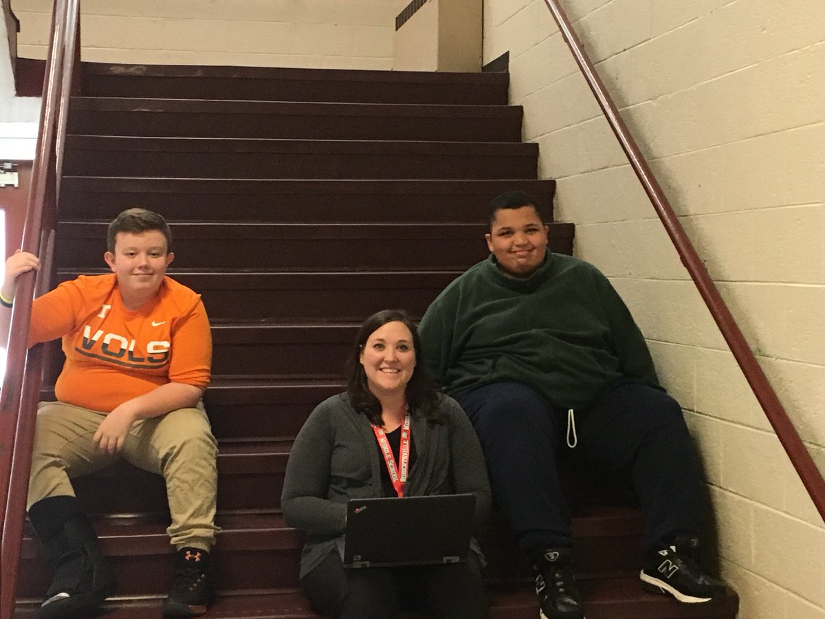 Tech Titans preparing for THE RMS   “I ❤️ STEM NITE “ Feb 15 from 5:30-7:00 in the gym! Plenty of fun activities, Canvas training for parents, Pizza from Pizza Inn and STEM projects! #studentcenteredschool <a href="/RMS_ORS/">Robertsville Middle</a> <a href="/ChildressTonya/">Dr Tonya Vandergriff Childress</a> <a href="/ORSchools/">Oak Ridge Schools</a> @HealthyORS