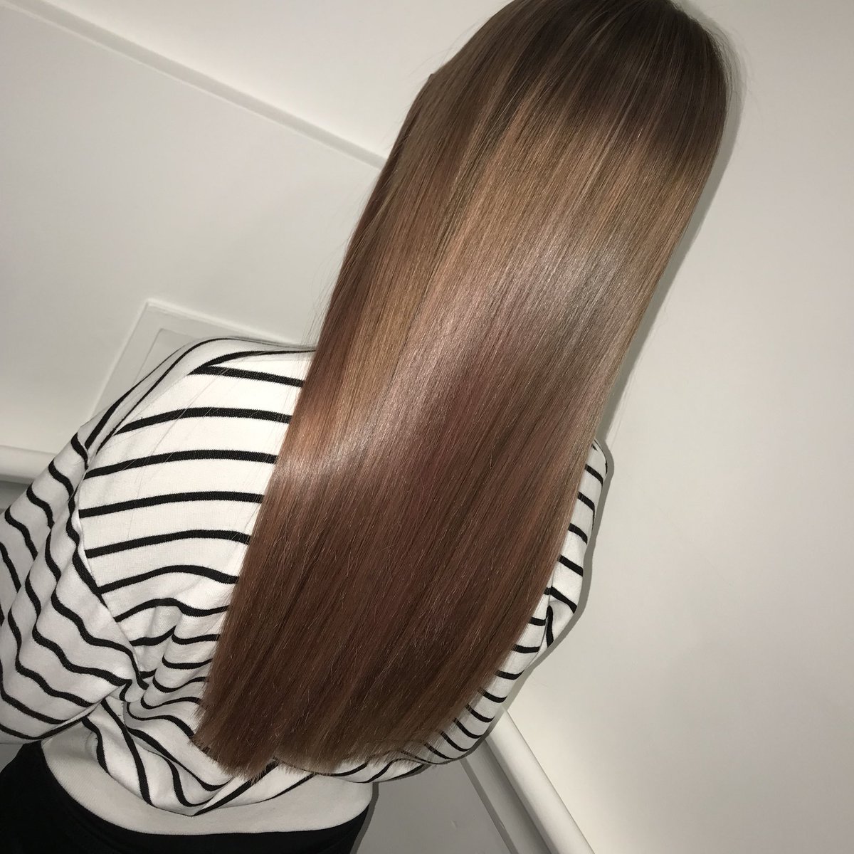 Lizziiewilliams's tweet photo. @WellaEducation @WellaPro from virgin hair to pink #colourcreate balaage https://t.co/lv0tVD1Mv7
