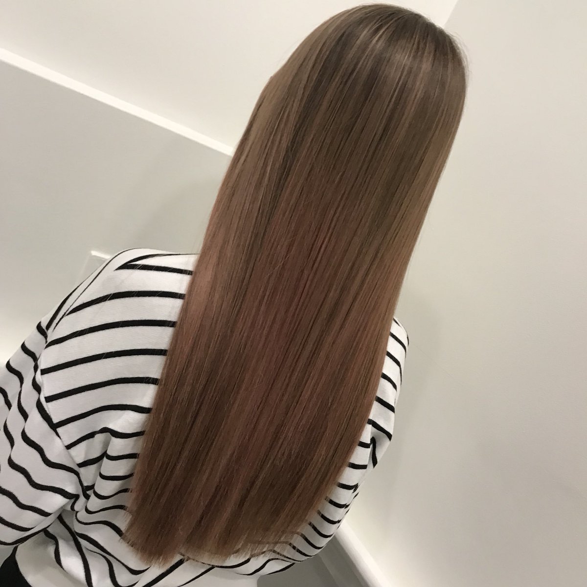 Lizziiewilliams's tweet photo. Before during and after @WellaEducation @WellaPro #colourcreate #wellafamily https://t.co/JQp0RlrHRs