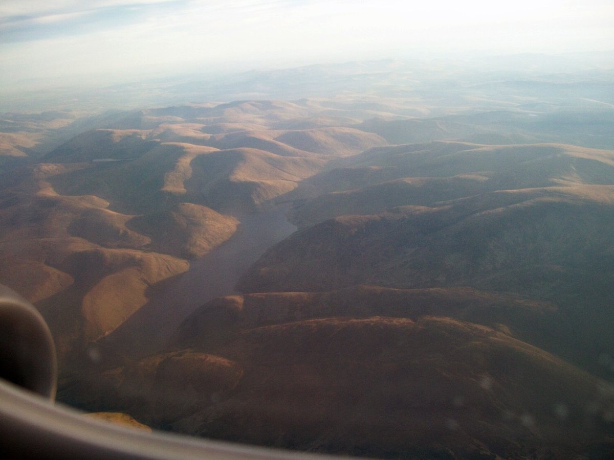 FgdDesign's tweet photo. #IHaveFunAtWorkWhen I fly up to @LoveEdinburgh https://t.co/sJ4gHGzIEf https://t.co/OaIilVYF41