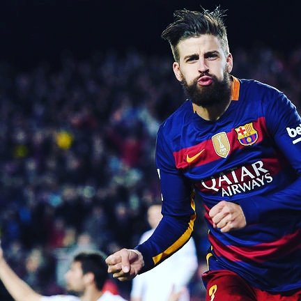  Gerard Piqué  Happy birthday! 