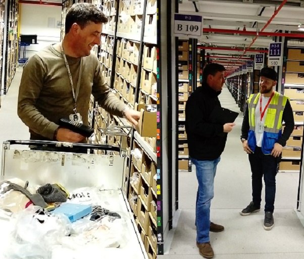 From Picker to Warehouse Manager! Stephen is just one person we've been supporting through their career journey @adecco_uk Who’s next? ow.ly/9UCY30i8c5Q #JobsThatMove