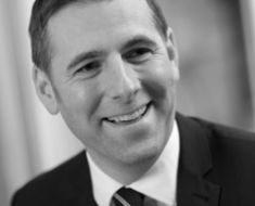 Bidwells's tweet photo. "Planning for delivery of homes" The delivery of new homes remains at the top of the political agenda. 
New #PlanningAlert on our website now from @DAVIDBAINBRIDE 
Read now: https://t.co/rRWX4P0IZg https://t.co/hokQhgy21d