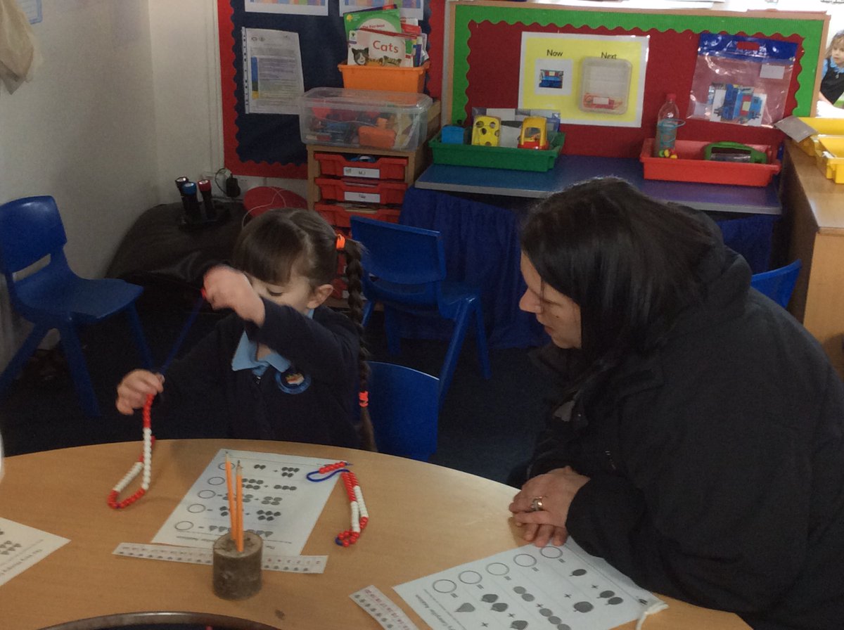 EyrescroftPS's tweet photo. EYFS had a fantastic morning learning. #numbers #maths #learningwithfamily https://t.co/HNbmIyQxKL