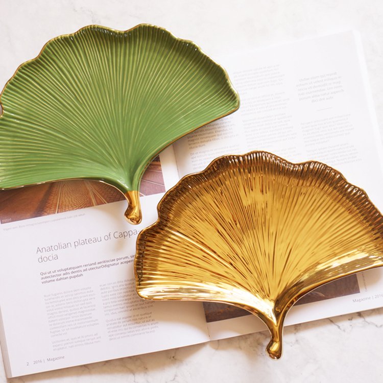 MuCharmOfficial's tweet photo. Wow...This plate is Reeeally Fancy 🤩
Ginkgo Leaf Ceramic Tray,ONLY in #MuCharm.
App store: https://t.co/Go98cfN8XQ
Google Play: https://t.co/EZhyYTTc8b
#plate #tray #ceramic #design #golden #leaf #home #tableware https://t.co/skhz38jUB3