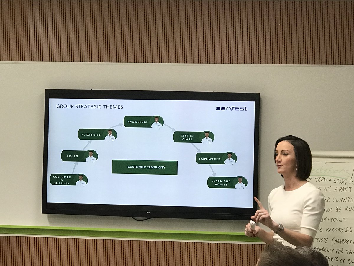 vtreadgold's tweet photo. @Servest_UK @CJGreen12 delivering #customercentricity strategy #roadshowweek https://t.co/M5tRxP2LyE