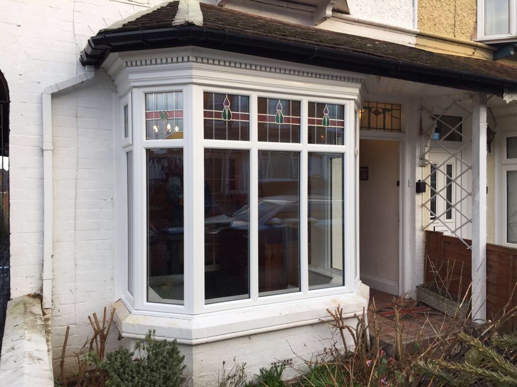 BirminghamGlass's tweet photo. #WindowWonders - Another recent Bay Window installation with decorate leaded top lights! We really have a friendly and skilled team happy to cater for your needs and requirements. Give us a call for all things windows! 0121 477 9799 #windows #doubleglazing #baywindows https://t.co/gpP9iU8dES
