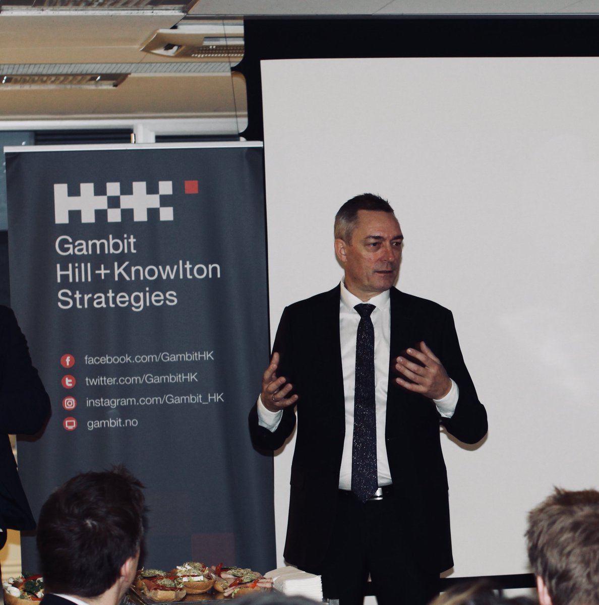 LEGronntun's tweet photo. Norwegian Minister of Defence @BakkeJensen visiting our Oslo office @gambithk today addressing future defence investments towards #NATO targets. @Forsvarsdep https://t.co/6fKP8Tyt9S