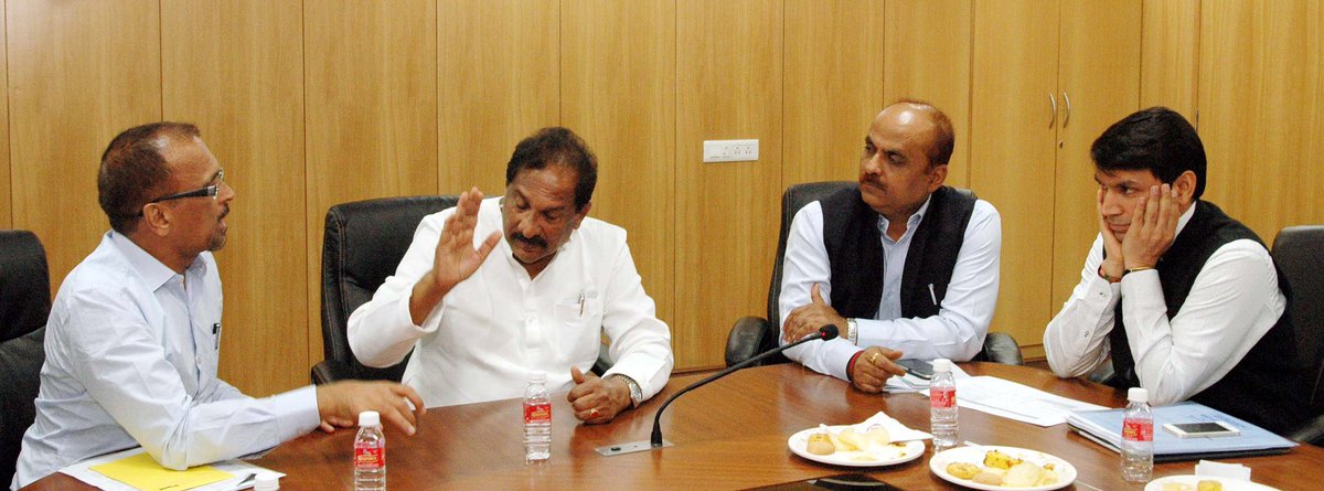 thekjgeorge's tweet photo. Held a meeting with regard to fixation of guidance value in Transfer of Developmental Rights (TDR) issue along with Urban Development ACS Shri Mahendra Jain, BDA Commissioner Shri Rakesh Singh, @BBMPCOMM1 &amp; others concerned officials. #BetterBengaluru https://t.co/AcPb1PuwkA