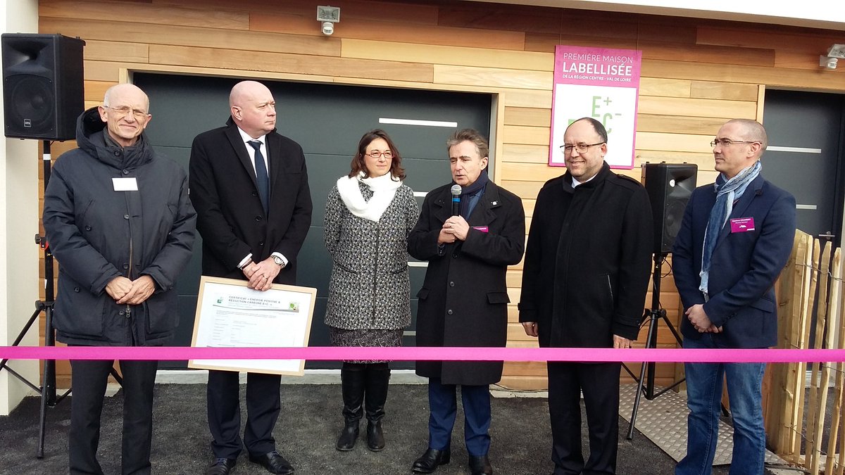 @ericlor @grdf @grdfcentre 1ere maison  labellisee energie positive et réduction  carbone en <a href="/RCValdeLoire/">Région Centre-Val de Loire</a> <a href="/JeanLemaistre/">Jean Lemaistre</a> @KatellChoquet @vincentmorette
