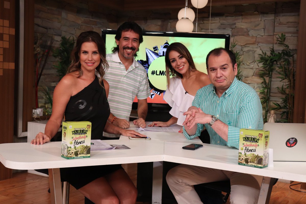 CadaDiaSNT's tweet photo. Hoy en La Mañana de Cada Día te acompañan @MercedesSNT @MichelinOrtiz @claumaelsa y @TrocheCarlos con las noticias más destacadas y como siempre llenos de motivación para hacer de tus mañanas más entretenidas e informátivas ❤😁
#OnLine📱💻
https://t.co/ErVMXZiUXG
#LMCD28 #SNT https://t.co/LBzIITeVvk