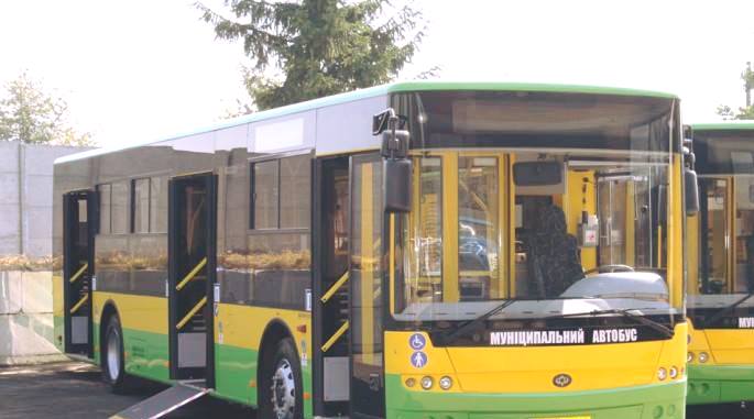ternopil_rada's tweet photo. Тернопіль розпочинає процедуру закупівлі 40-ка міських автобусів
https://t.co/6KZISEL9Ac

#тернопіль #новини #громадський_транспорт #міськарада #автобуси #міськарадатернополя #міськарада https://t.co/l1uUnOuKuE