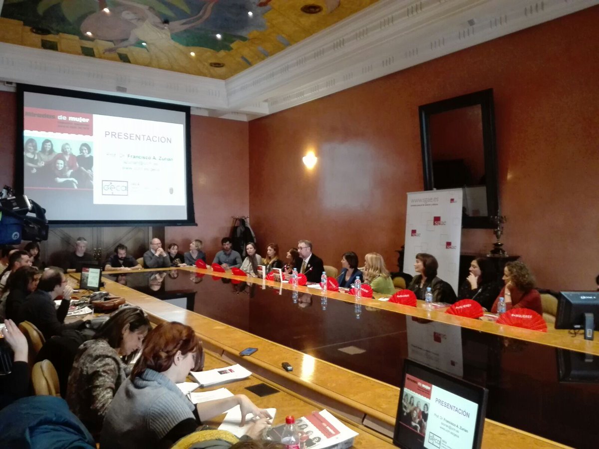 SGAE (@sgaeactualidad) on Twitter photo #Madrid <a href="/CIMAcineastas/">CIMA - Asociación de Mujeres Cineastas</a> y <a href="/GECAudiovisual/">Género Audiovisual</a> presentan en la #SGAE el libro 'Miradas de mujer' y reivindican unos #Goya2018 con #MásMujeres.
ow.ly/n7Zx30i9U3g #Madrid <a href="/CIMAcineastas/">CIMA - Asociación de Mujeres Cineastas</a> y <a href="/GECAudiovisual/">Género Audiovisual</a> presentan en la #SGAE el libro 'Miradas de mujer' y reivindican unos #Goya2018 con #MásMujeres.
ow.ly/n7Zx30i9U3g