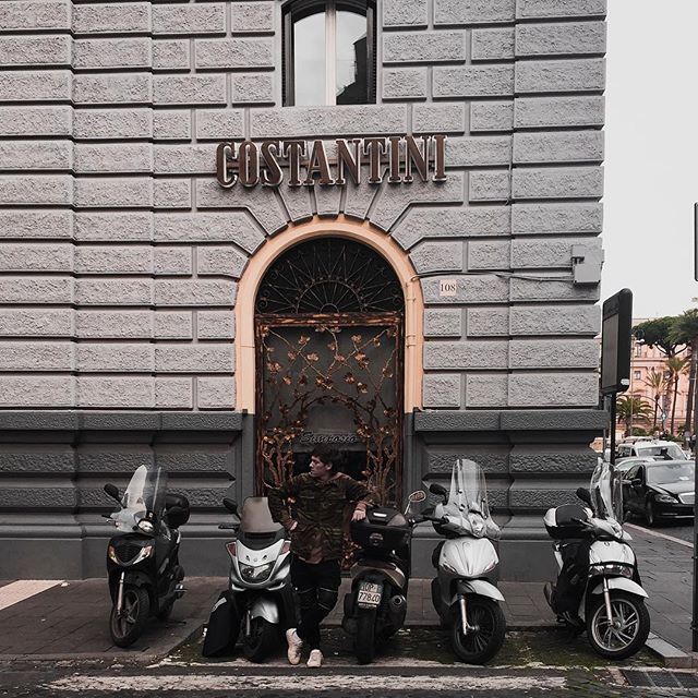 khoubaii's tweet photo. Yes it’s me, Costantini 👌🏻 #Constantine #constantinois #قسنطيني #قسنطينة #Algeriantraveler #tral #igtravel #travelers #italy #roma #rome #whileinroma #travelwithkhoubai https://t.co/oclnH1CHz7 https://t.co/OhQZK9vXWY