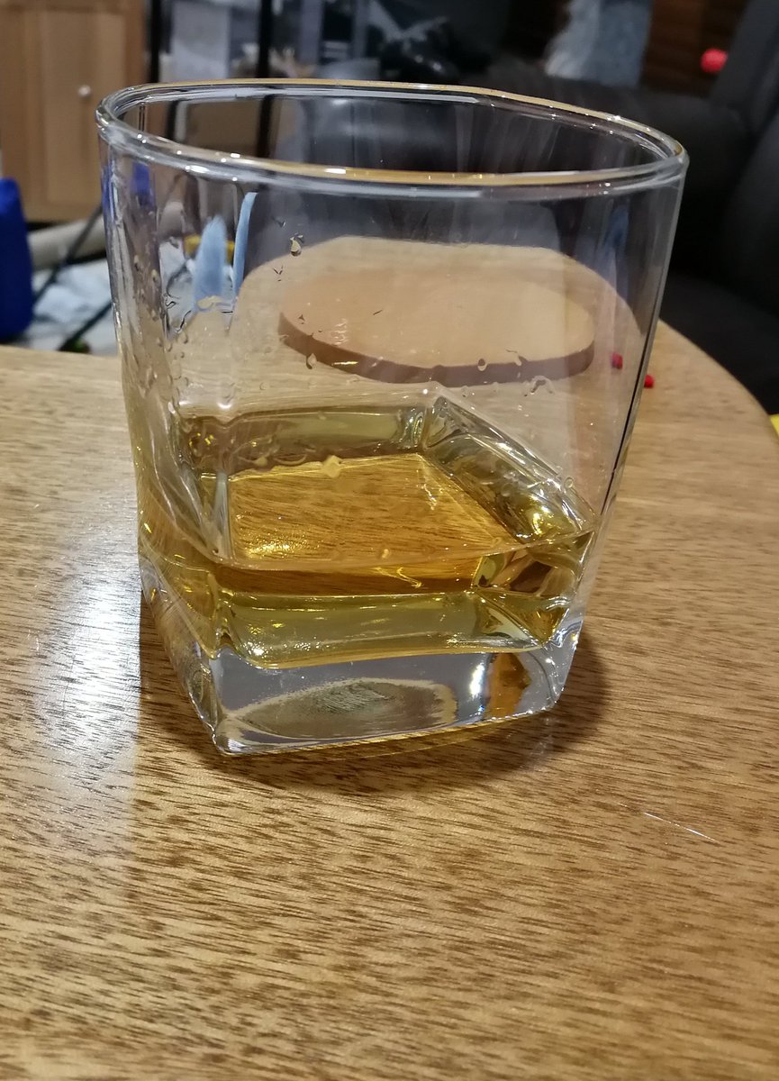 AdamEdgley's tweet image. Long week of after hours #DataScience has earned a #HellyersRoad. Happy Friday!