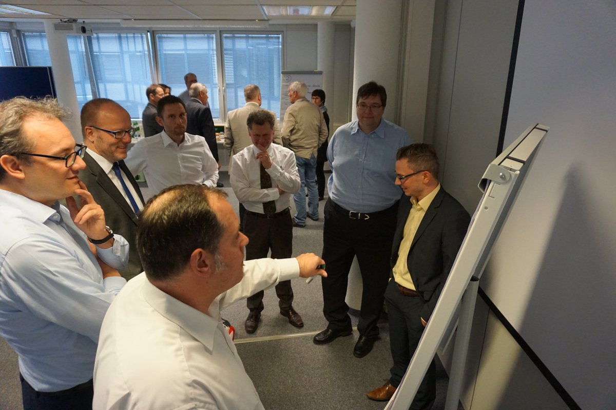 ControllingNews's tweet photo. Unser regionaler Arbeitskreis Rhein-Main tagt bei carexpert in Walluf. Das Thema "Digitalisierung und Controlling" wird mit hoch interessanten Praxisbeispielen von carexpert, Soka-Bau, R+V und VDMA erörtert. #DigitalControllingICV https://t.co/LhyNDyt5TR