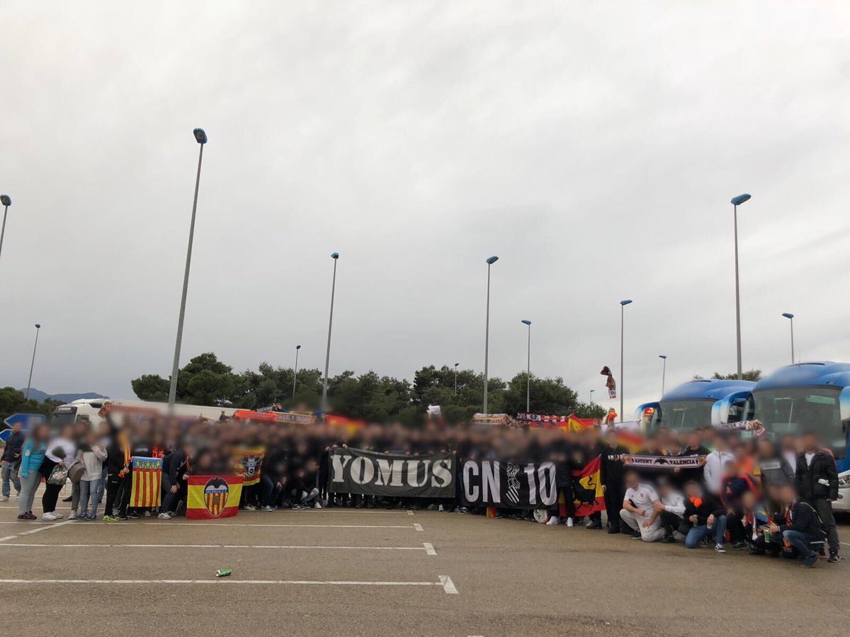 YoungBatsVCF's tweet photo. Tu escudo guía mi destino. BARCELONA ON TOUR @CN10_VCF https://t.co/hu5tPQu2SG