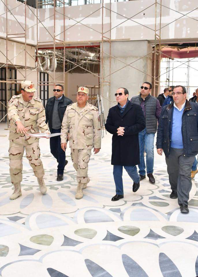 AlsisiOfficial's tweet photo. أثناء تفقد مشروع هضبة الجلالة البحرية فجر اليوم https://t.co/JNtyIhKDAr