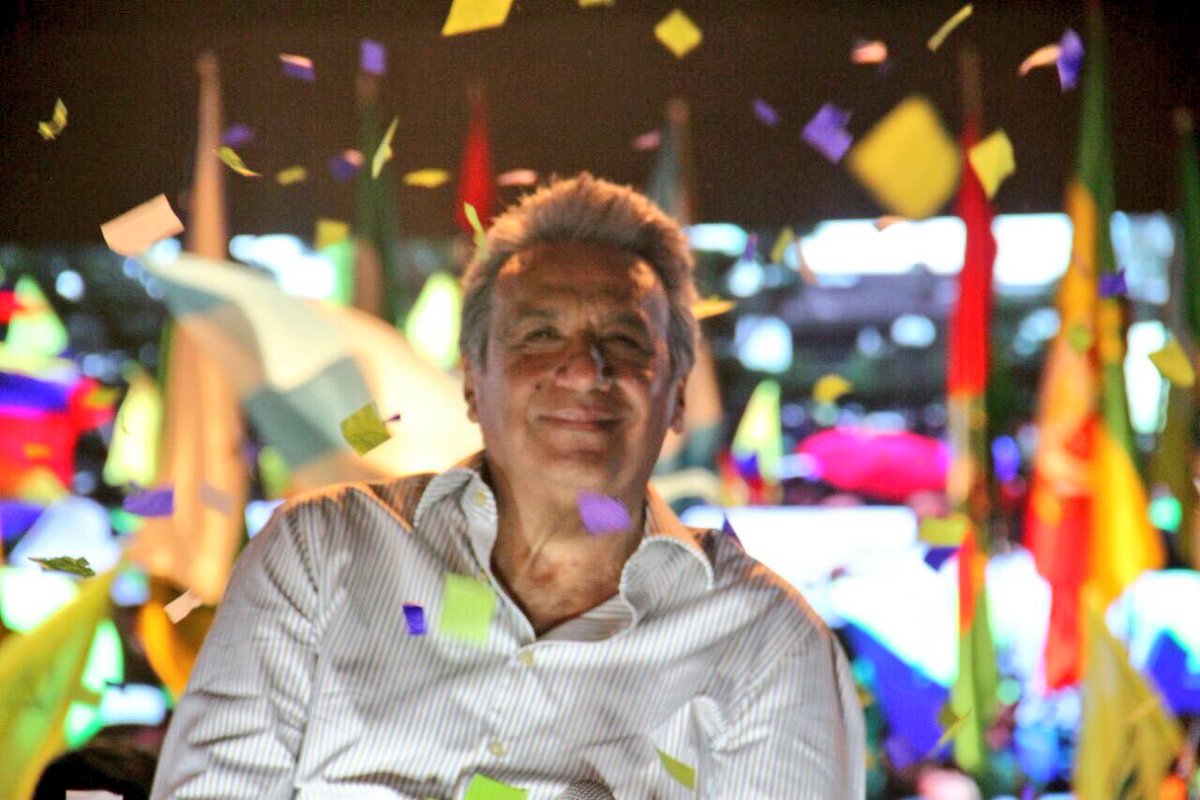 35MOVER's tweet photo. La campaña por el Sí nos ha unido como hermanos y nos muestra un nuevo camino hacia el país que todos queremos. #Guayaquil dijo Sí y todo el #EcuadorDiceSí https://t.co/QT8mqB0NXD