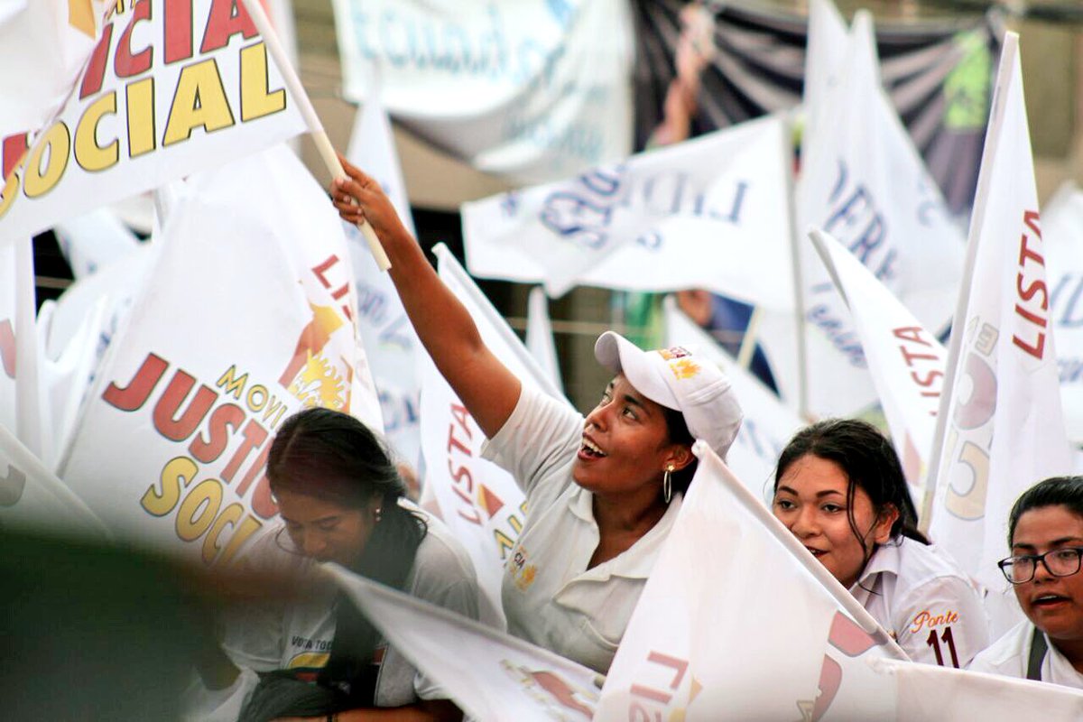 35MOVER's tweet photo. La campaña por el Sí nos ha unido como hermanos y nos muestra un nuevo camino hacia el país que todos queremos. #Guayaquil dijo Sí y todo el #EcuadorDiceSí https://t.co/QT8mqB0NXD