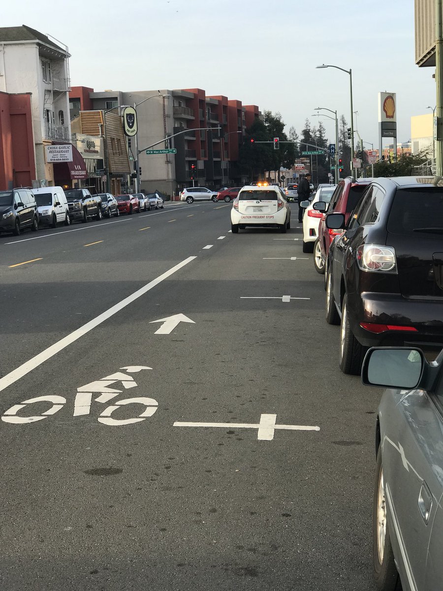 OakDOTr's tweet photo. @jbcastle2 @hadooplearnings @OakDOT we love piedmont ave https://t.co/BdTRpvxnm9