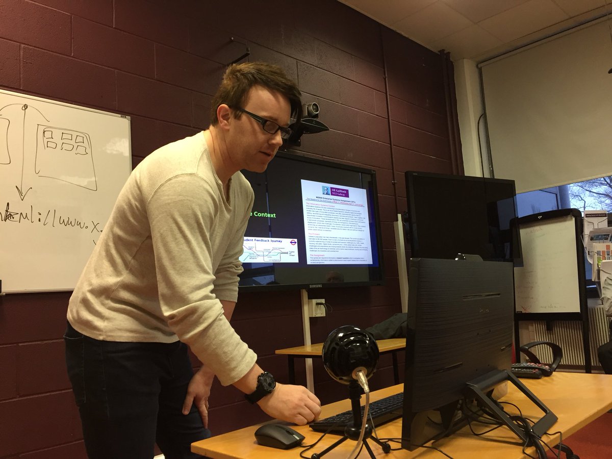 sharonlflynn's tweet photo. #cel263 Symposium- part 3 opens with Trevor speaking about using OneNote with students, bringing together strands from #cel260 and signposting feedback. https://t.co/GihqmxdJqI