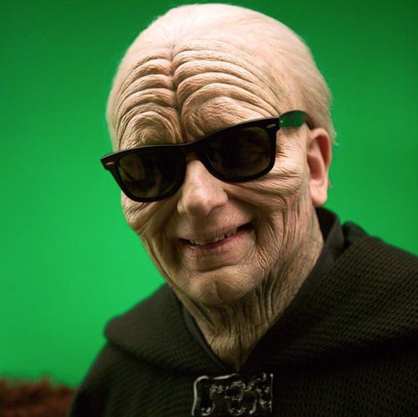 StarWarsUK's tweet photo. Who else is having a relaxed weekend? https://t.co/RTphao0meM