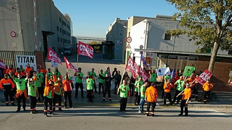 davidcompanyon's tweet photo. #StopDespidosTitanlux
Victòria dels treballadors de #Titanluxenhuelga
La vaga ha aconseguit les readmissions, millores que l'empresa negava i compromís de cap acomiadament.
La lluita paga! Visca la lluita obrera! https://t.co/abwajWQI1D