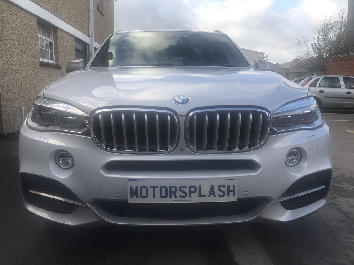 MotorSplash_'s tweet image. Happy Friday! Busy few days first up BMW X5 in for a deluxe wash, Clay and hand polish #valeting #Gloucester #BMW #X5