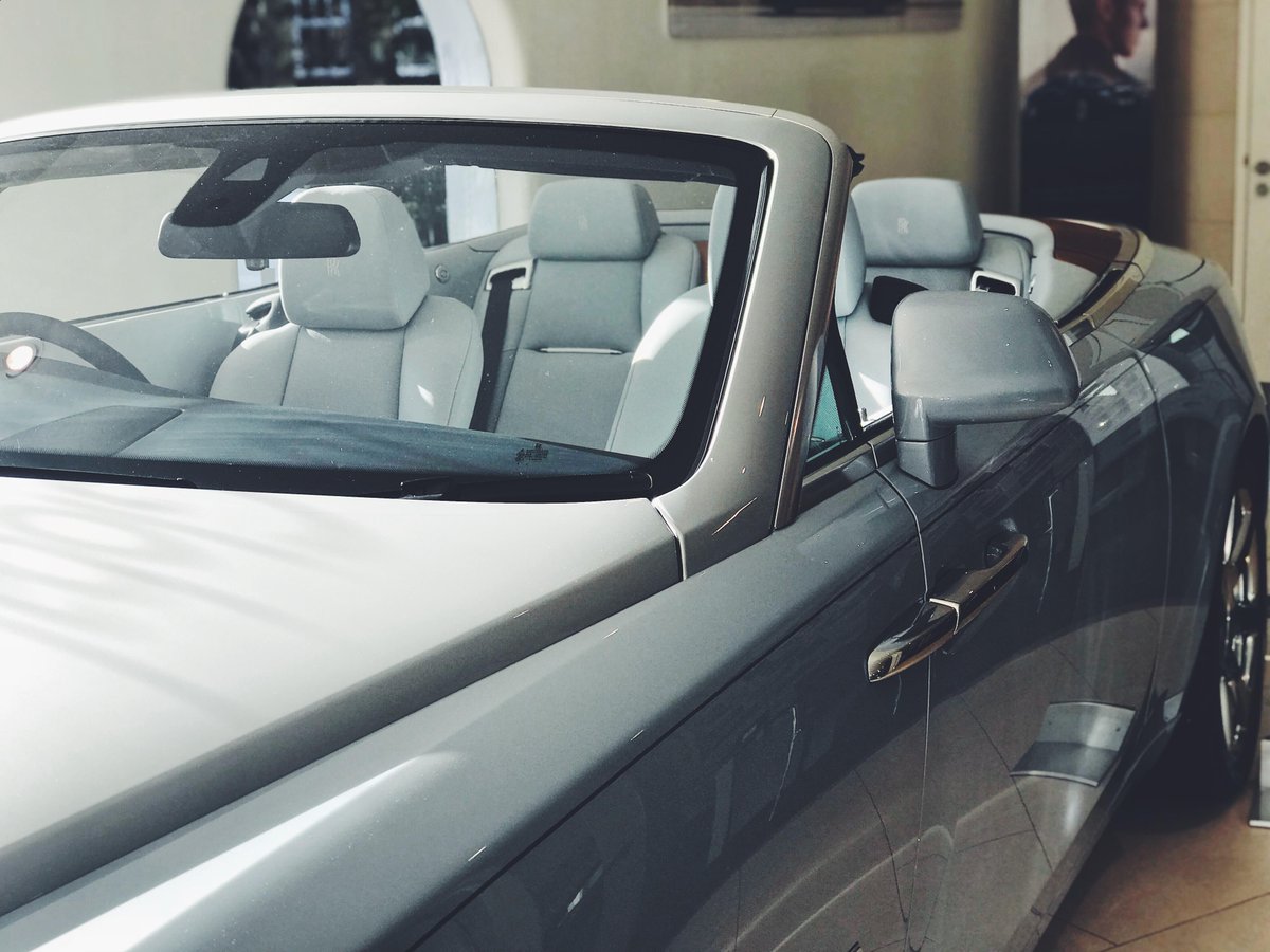 SunningdaleRRMC's tweet photo. Our Powder Blue Metallic Rolls-Royce Dawn looks even more breath taking when the sun streams through the showroom doors! https://t.co/LIDo0bKkyK