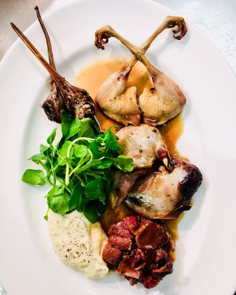 _thebroadchare's tweet photo. Couple of traditionally garnished woodcock on tonight only, so be quick! #Newcastle https://t.co/OIMriliTHH