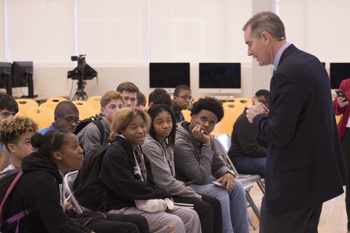 Lee High School - BR tweet media