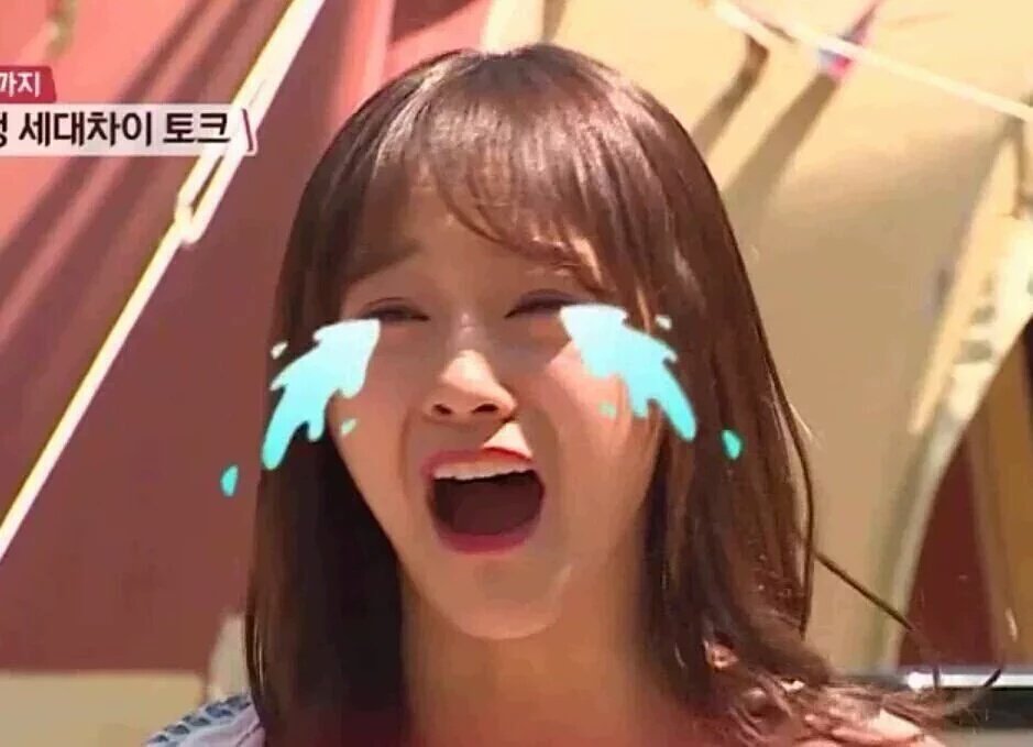 natttttrps's tweet photo. 자신만만하게 1을 구하러 마법의 성으로 떠나는 7과 그냥 가는 3. 3은 속으로 엉엉 울고 있었다. 엄마, 딸이 팔자에도 없는 보스를 잡으러 가네요. 나 달팽이 사냥 퀘스트도 겨우 깼는데...ㅜ 그래도 진지하게 길을 걷는 7을 보니 조금 안정이 된...
-3정아 이 길이 맞니? 잘못 온거같은데
-... https://t.co/iFObr29jLU