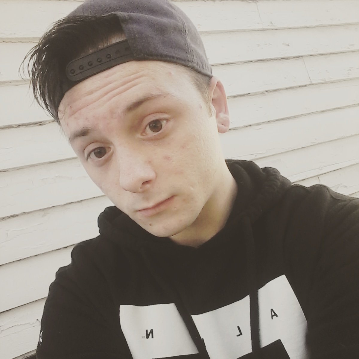 spellcheck93's tweet photo. #NewProfilePic https://t.co/NY5YxgAn30