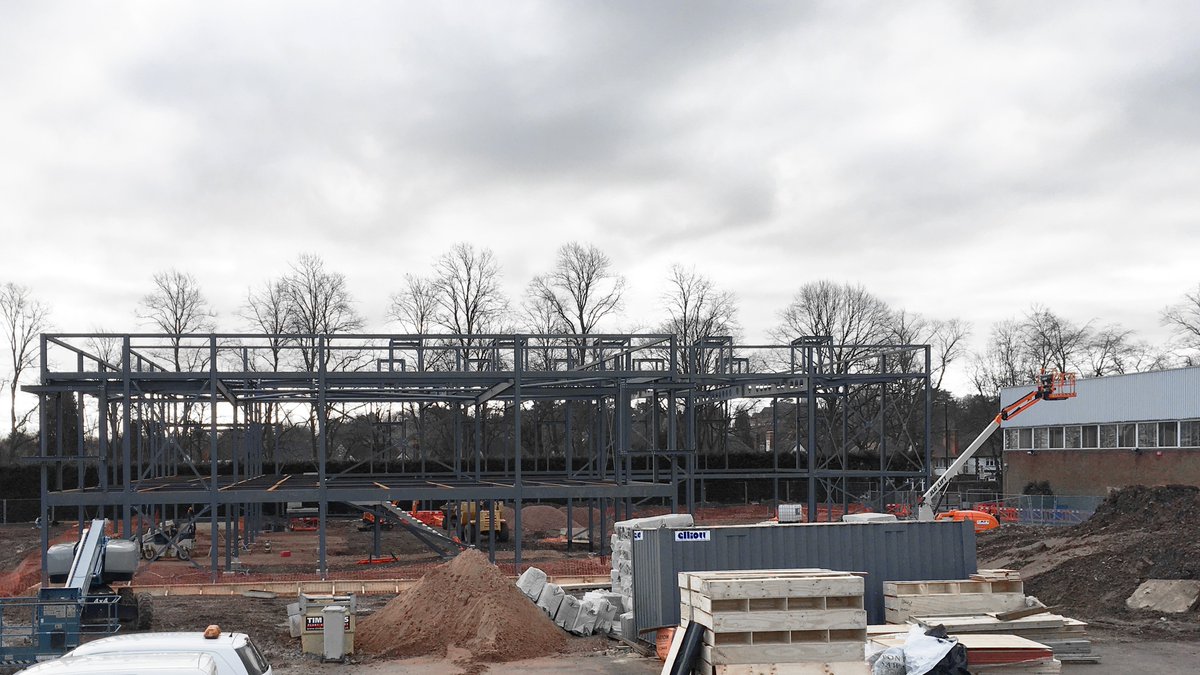 collene_bdp's tweet photo. New vs. Old - the steel work is rapidly going up at the new KES Sports Hall in Edgbaston. Looking good against the crisp blue winter skies! https://t.co/4t3eHPQtYo