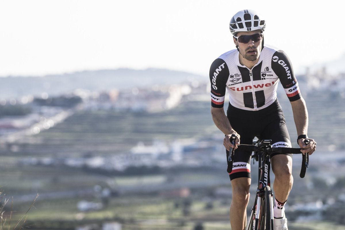 Fiets mee met @tom_dumoulin @TeamSunweb <a href="/RoyCurvers/">Roy Curvers</a> op 20 maart #tourdelegend Info en tickets msedb.nl/events/tourdel… #keeponchallenging