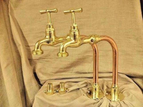 Frenchstore2's tweet photo. Another set of these just sold. Check them out at #etsy shop: Pair of hand made copper and brass bathroom or kitchen belfast sink bib taps (can be made to different sizes) https://t.co/xjivr5p9Ko #housewares #kitchen #copper #vintagebrass #coppertaps #brasstaps #bibtaps https://t.co/t37gfBU6v3